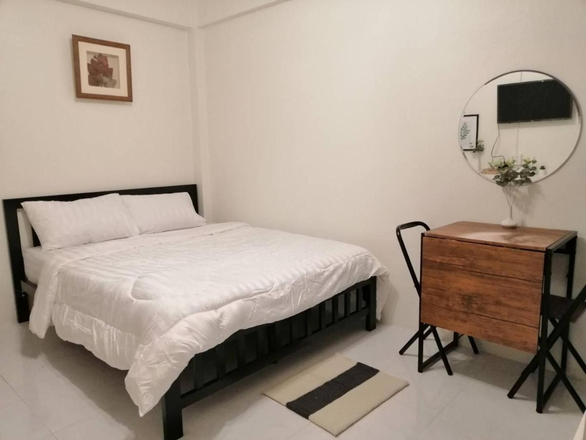 Gogoal Latkrabang Apartment Bangkok Luaran gambar