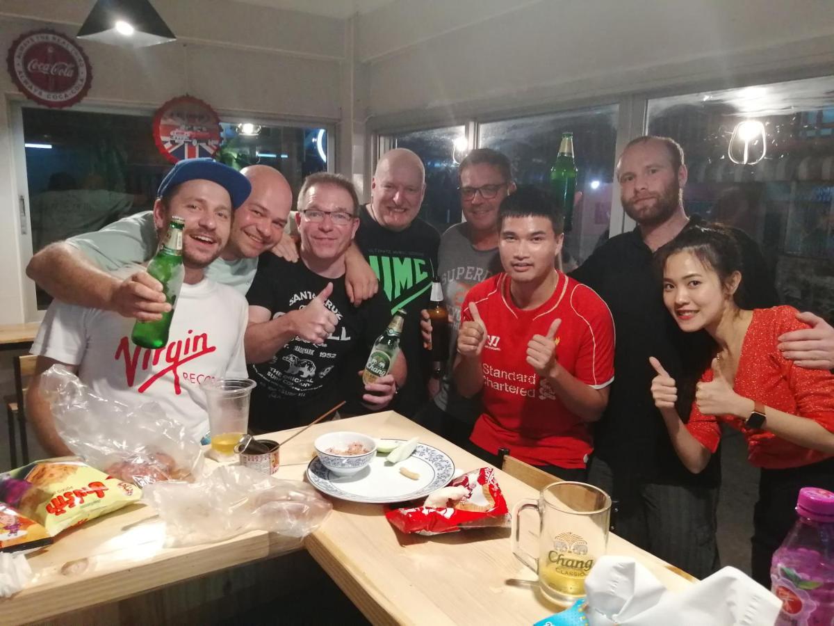 Gogoal Latkrabang Apartment Bangkok Luaran gambar