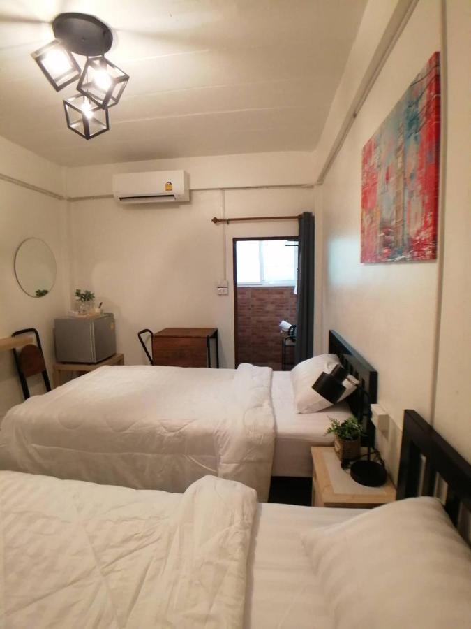Gogoal Latkrabang Apartment Bangkok Luaran gambar
