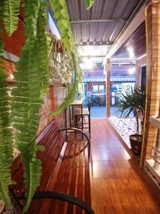 Gogoal Latkrabang Apartment Bangkok Luaran gambar