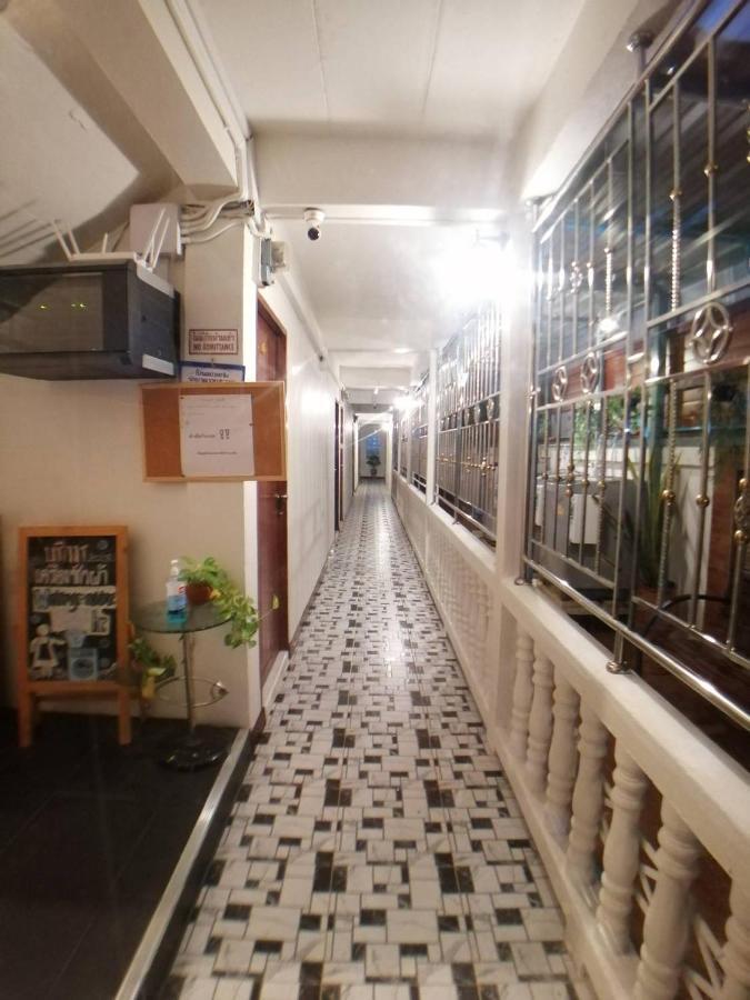 Gogoal Latkrabang Apartment Bangkok Luaran gambar