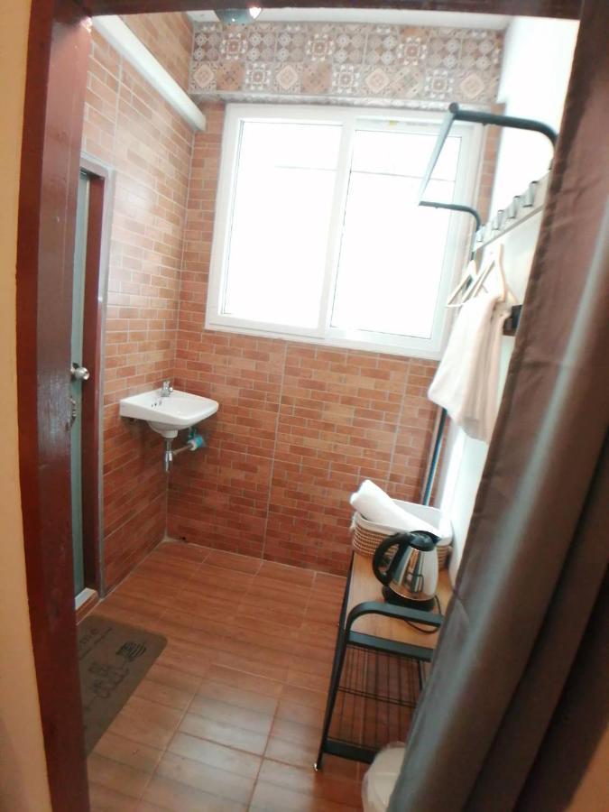 Gogoal Latkrabang Apartment Bangkok Luaran gambar