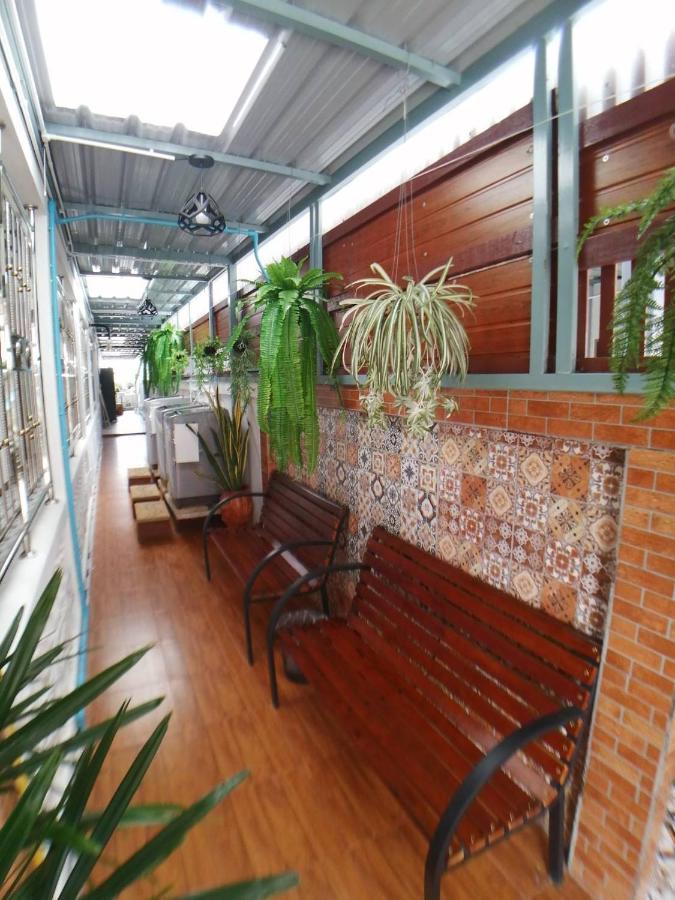 Gogoal Latkrabang Apartment Bangkok Luaran gambar